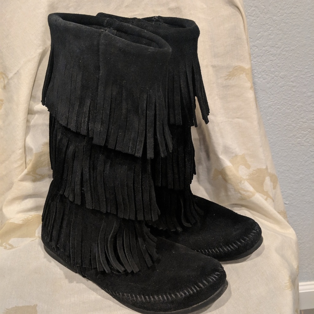 Minnetonka  black fringe boots